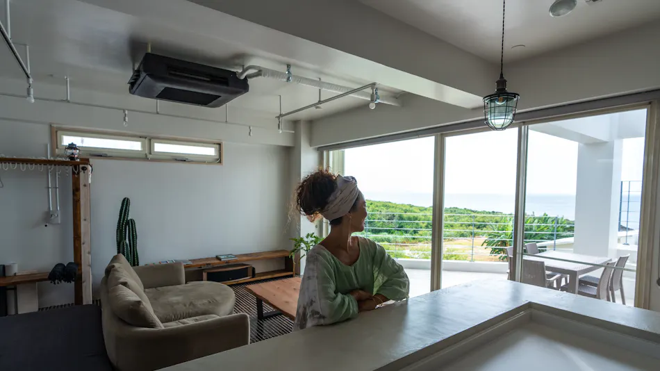 Cruise Room DESLIE Irabu Island