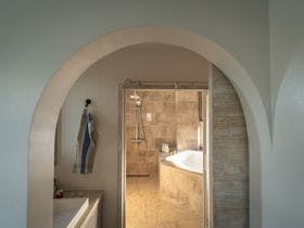 Cruise　Room　DESLIE