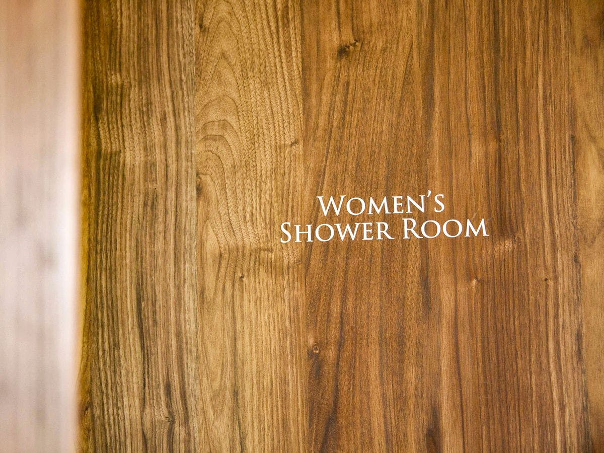 ห้องอาบน้ำรวม