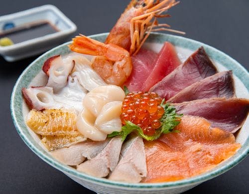 【選べる夕食】オホーツク海鮮丼御膳