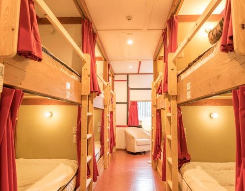 Deluxe Dormitory