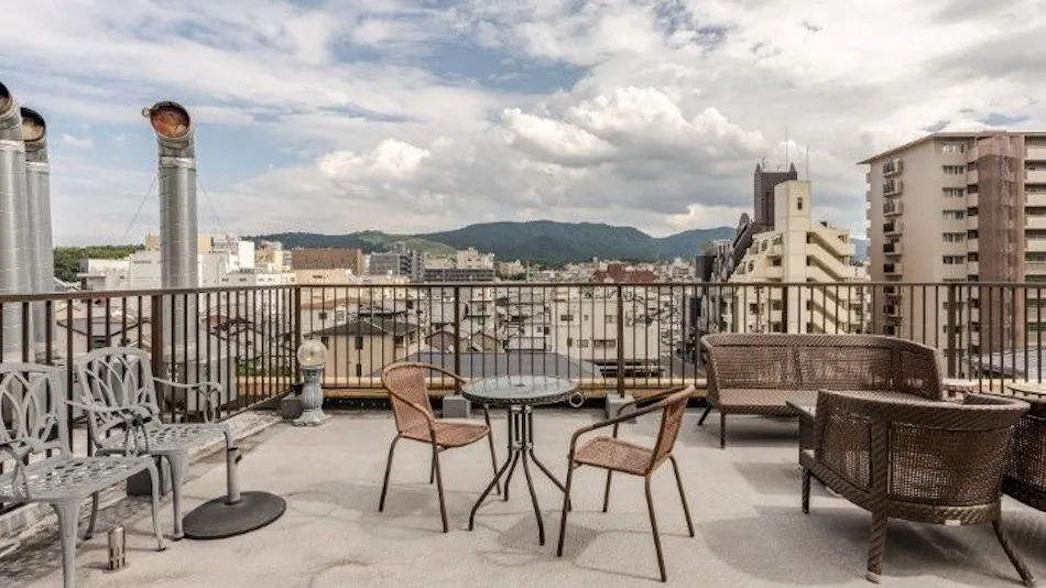 Residence Ferie Nara Station Front