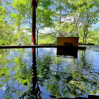 อาคารหลัก อ่างอาบน้ำกลางแจ้ง