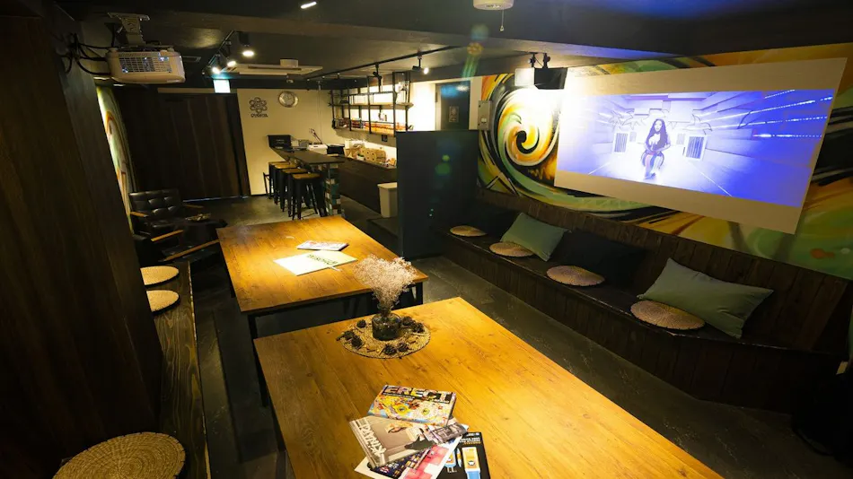 R Hostel Namba South