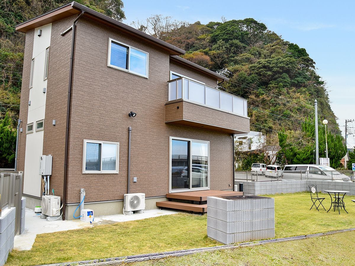 *คอทเทจ [ทะเล] ภายนอก