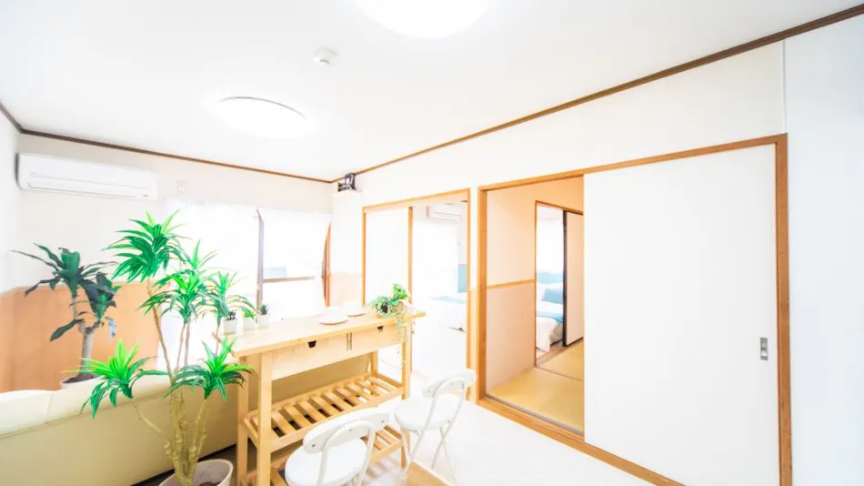 Awaji Central House in Kusumoto