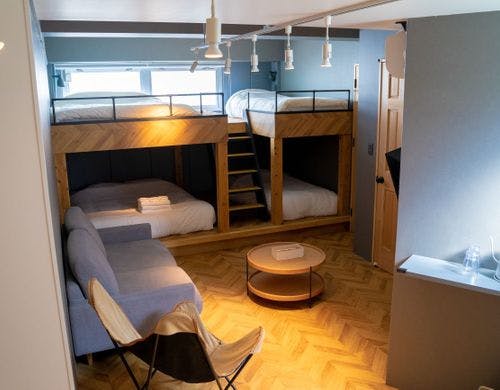 デラックススタジオ