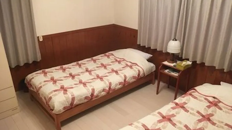 GUESTHOUSE CAFE&BAR UNILA