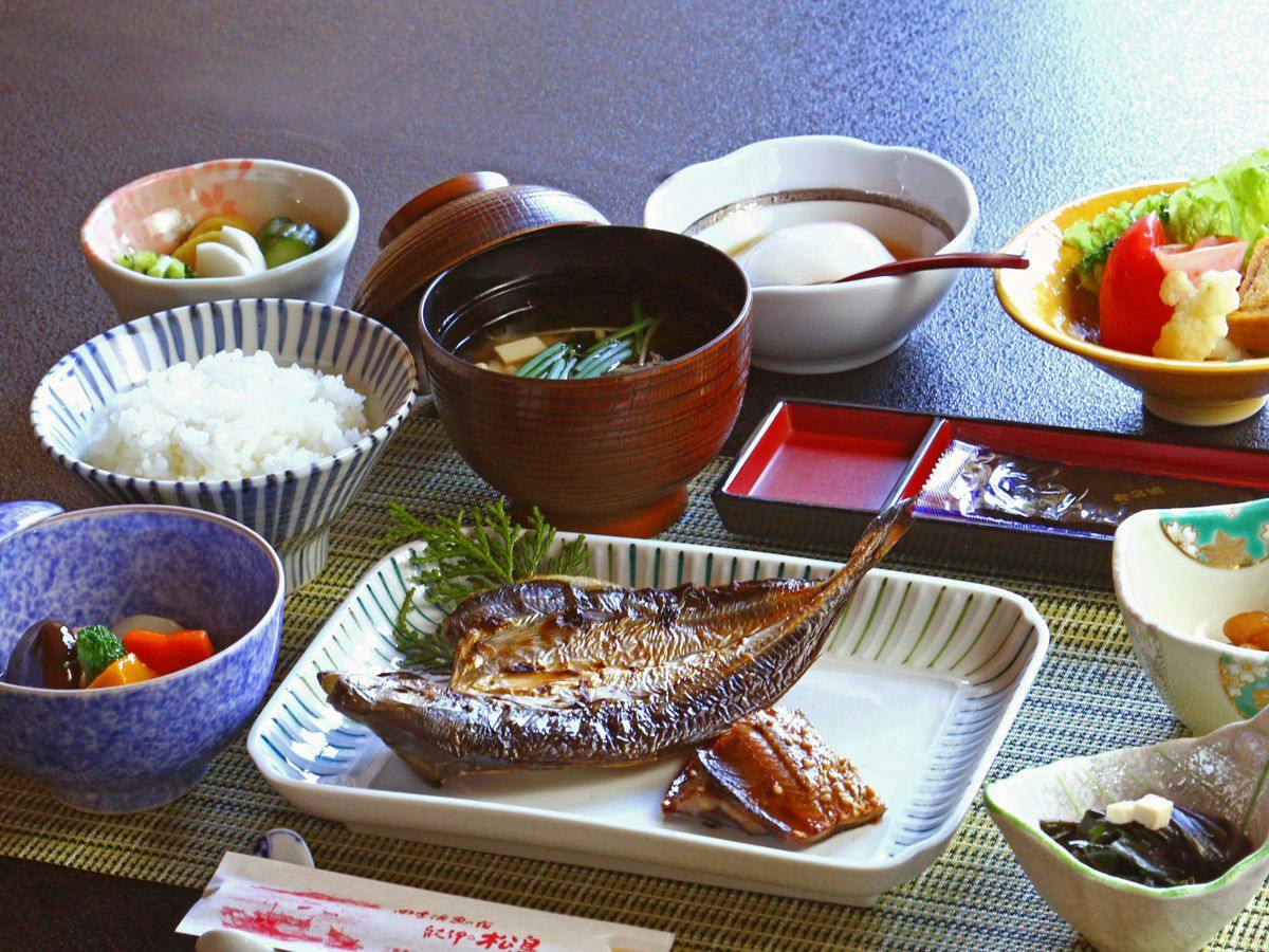 Kii no Matsushima, Inn of Seasonal Fresh Fish