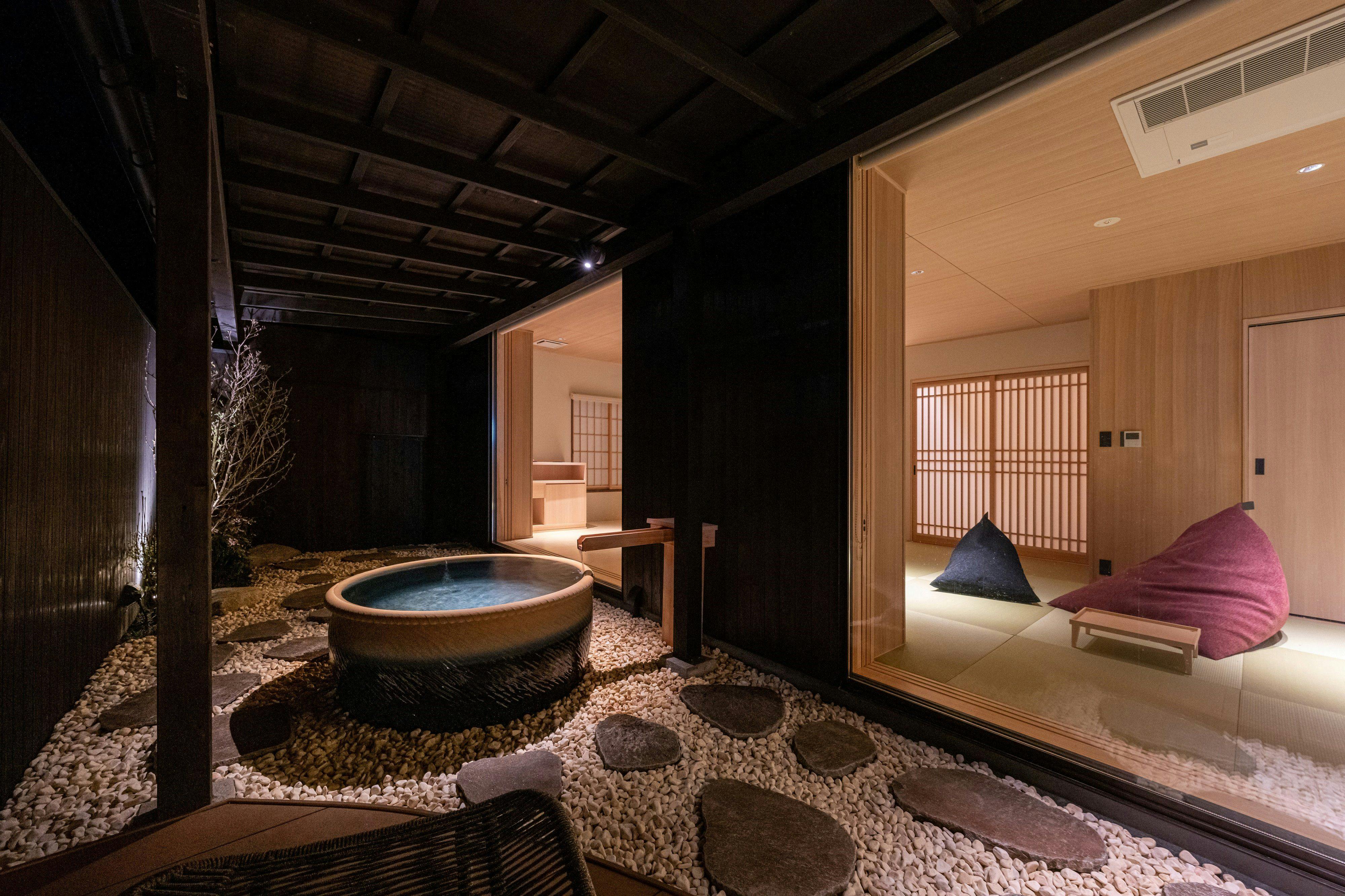 Ureshino Onsen Kappo Ryokan Kotoen