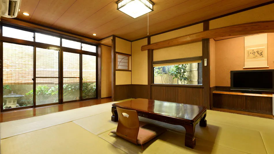 Ureshino Onsen Kappo Ryokan Kotoen