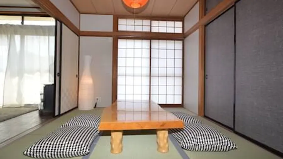 K&K House