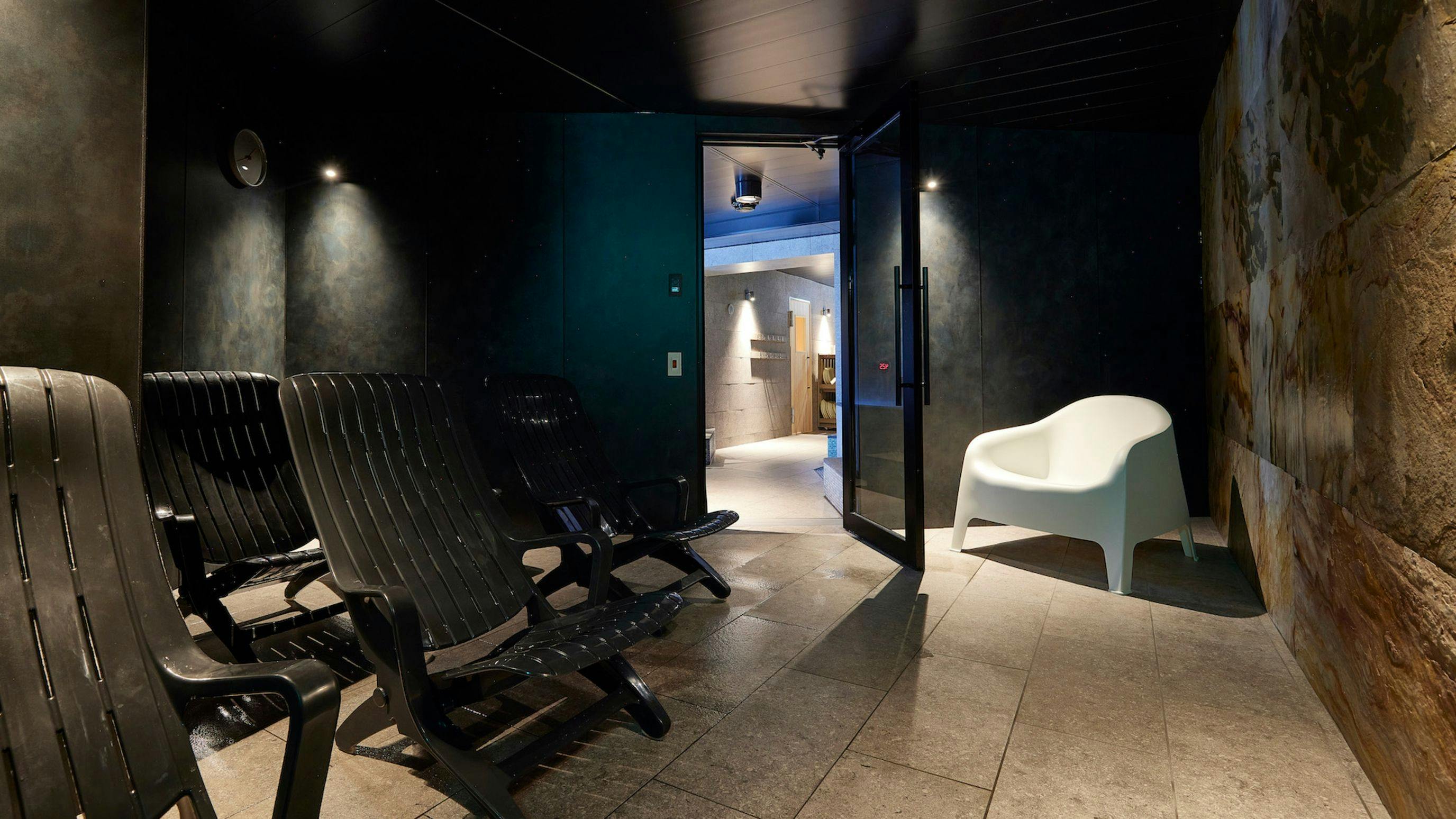 3S HOTEL ATSUGI