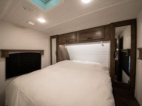 Ｔａｋａｎｅｚａｗａ　Ｔｒａｉｌｅｒｓ　ＢＡＳＥ