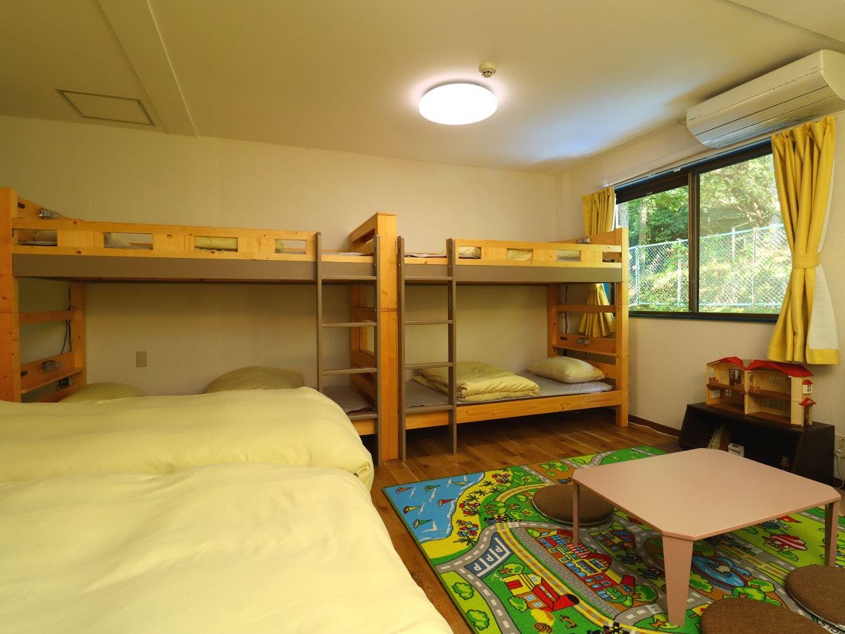 【ห้องพักสำหรับ 6 คน พร้อมห้องน้ำและสุขาในตัว】