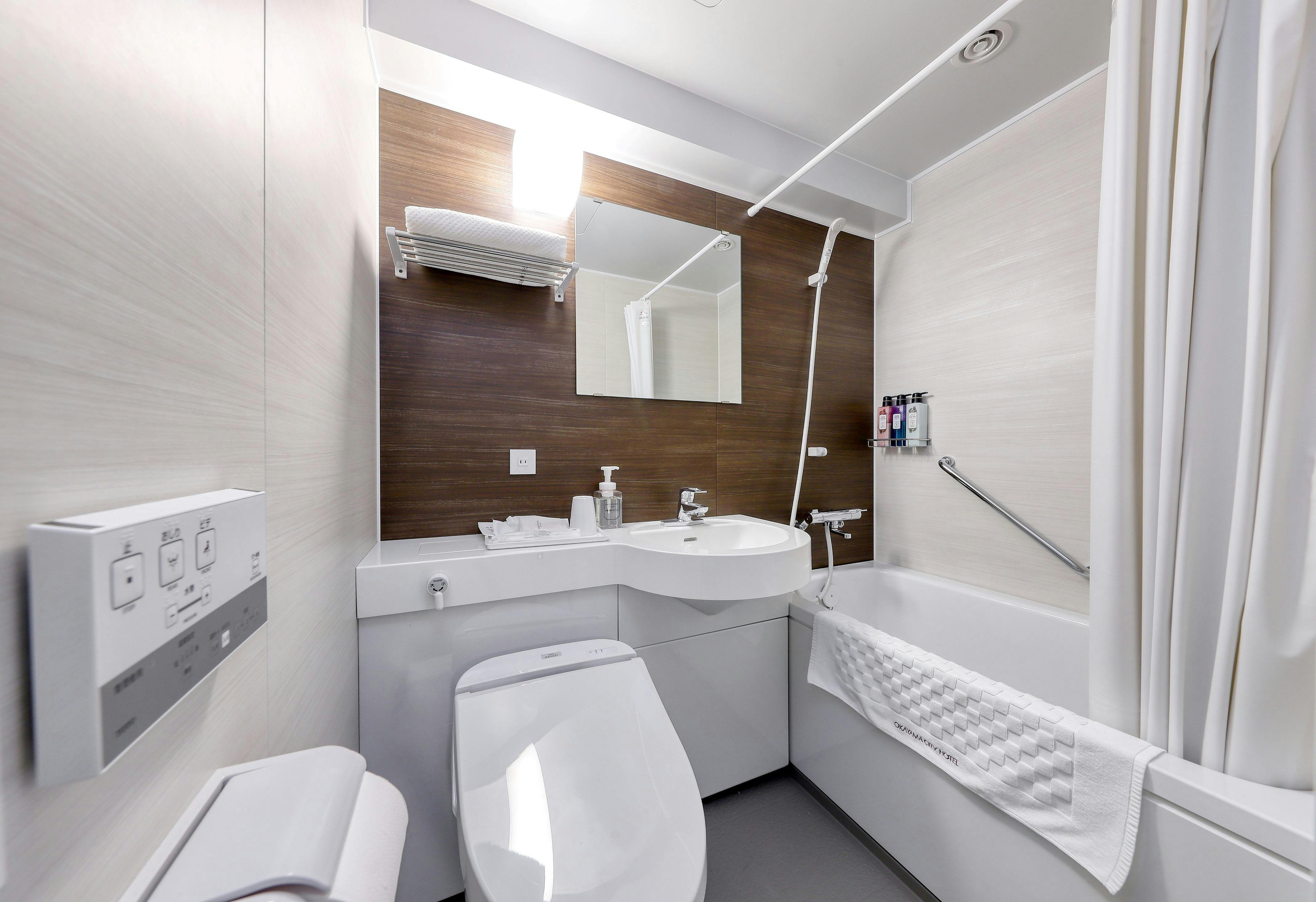 ห้องน้ำในห้องพัก