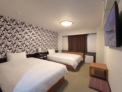 Kamar Twin Bergaya Jepang-Barat
