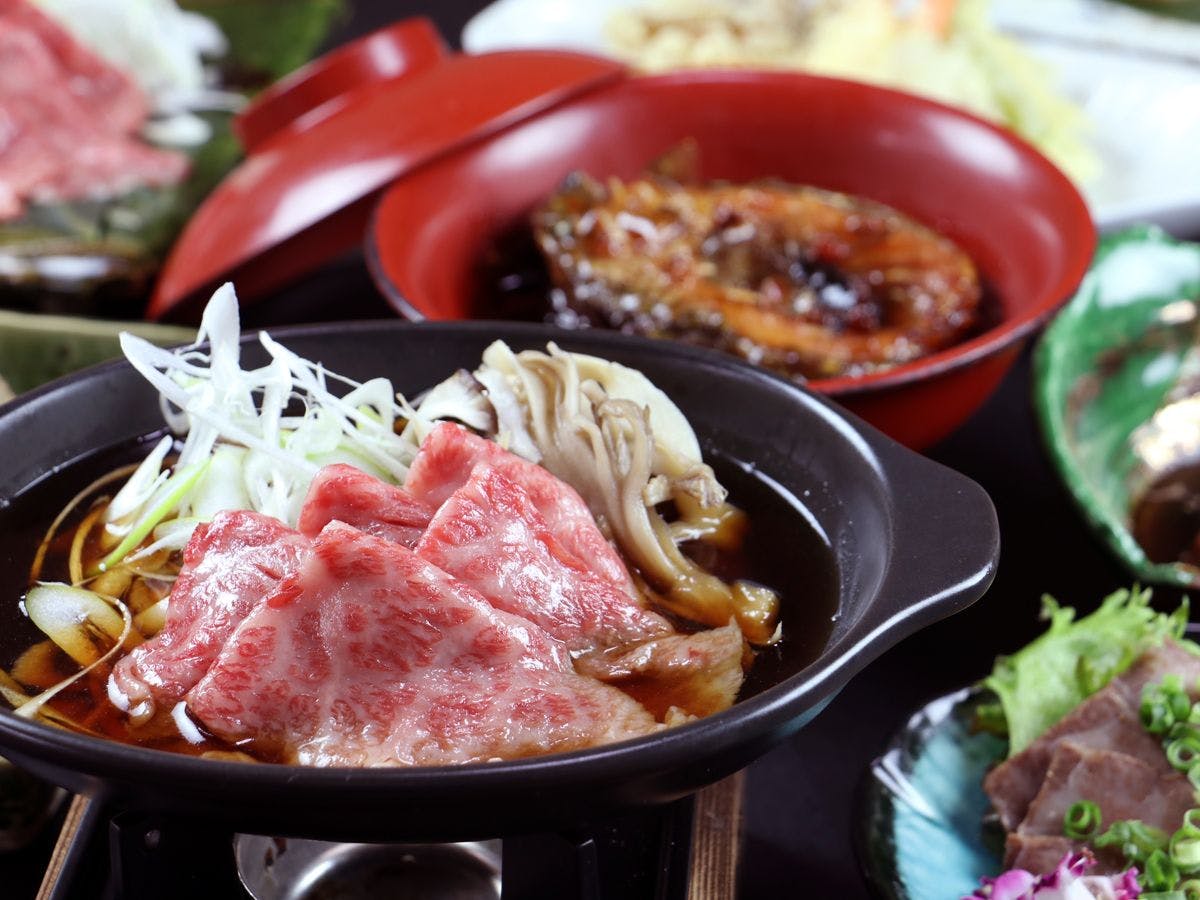 # Makan Malam Sukiyaki