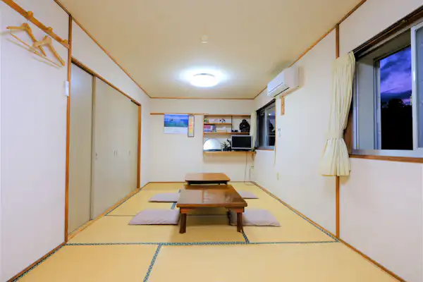 다다미방 10첩 식사 불포함