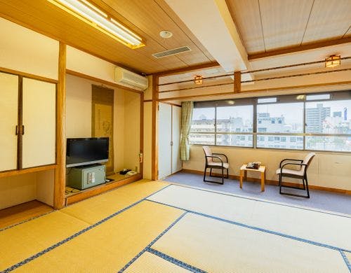 木のぬくもりあふれる純和室