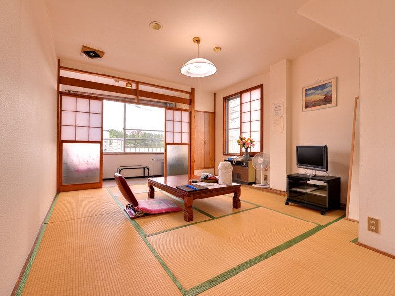 Kusatsu Onsen Two Types of Hot Springs Iijima Inn