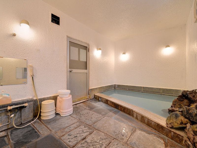 Kusatsu Onsen Two Types of Hot Springs Iijima Inn