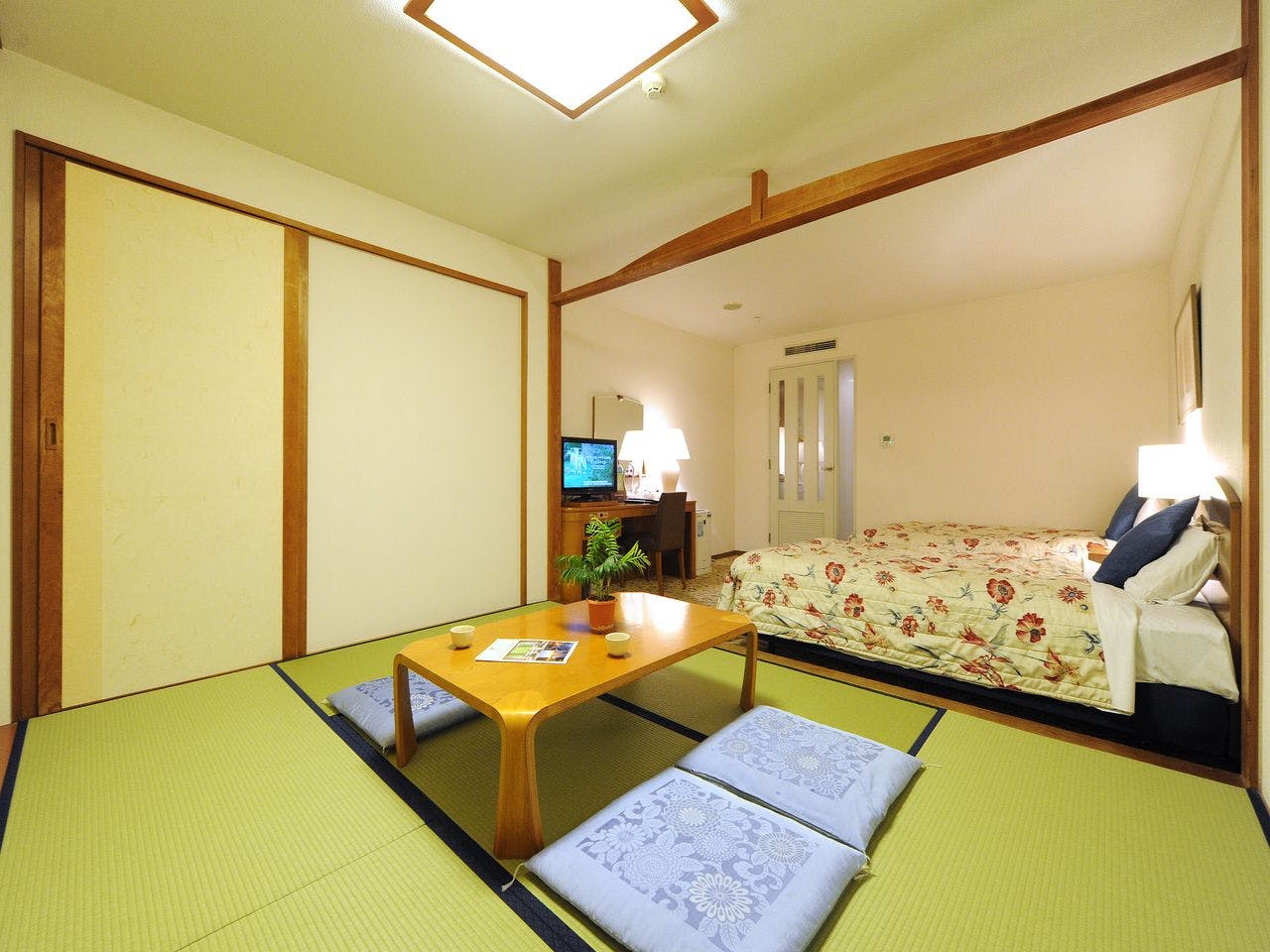 Shizunami Resort Hotel Swing Beach