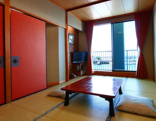 2～4名様用　和室102号室（トイレ付）