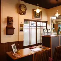 แผนกต้อนรับที่มีบรรยากาศยุคโชวะ