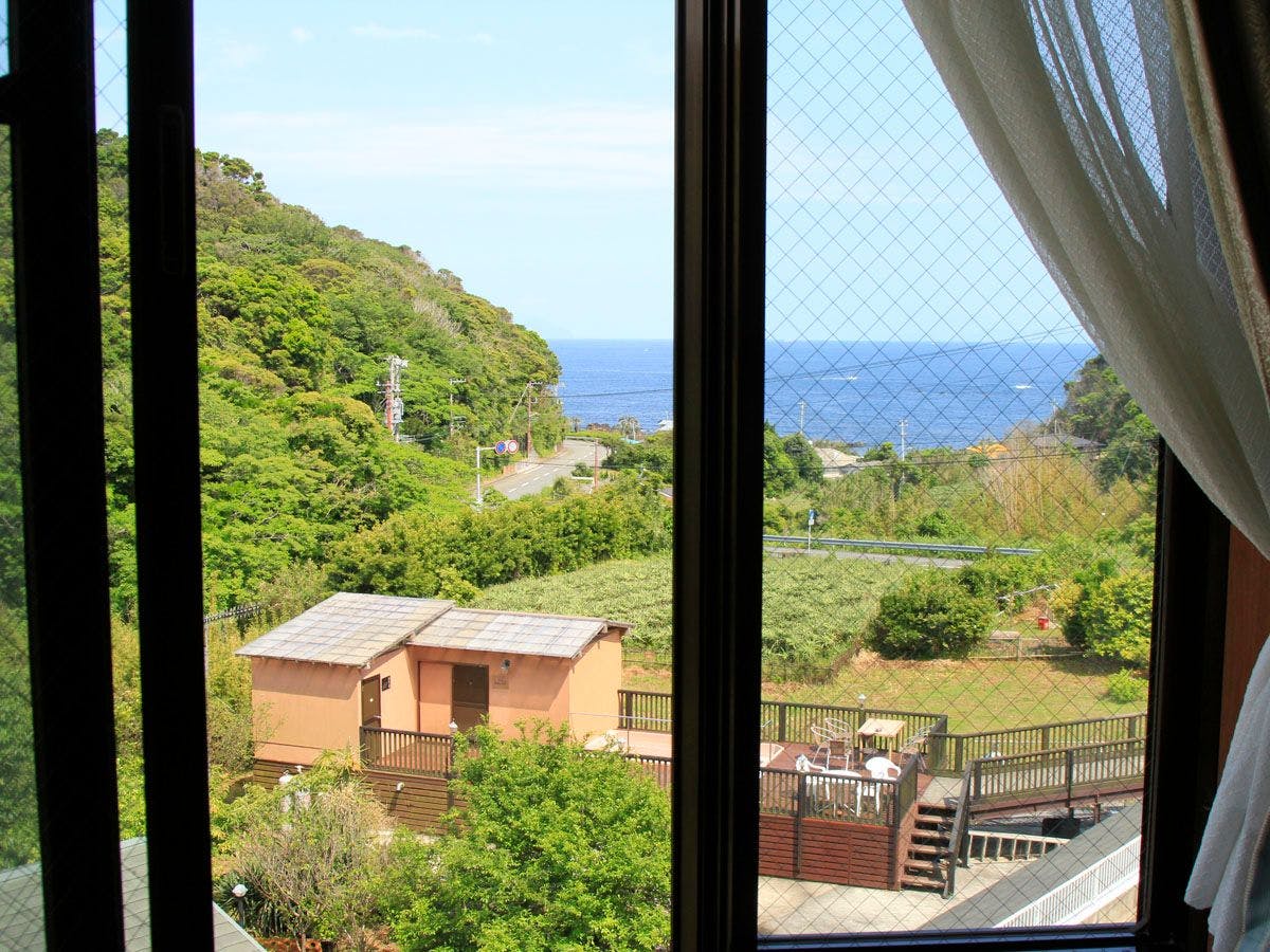 Asian Resort for Relaxation with Your Beloved Dog - Umi Yado Taiyojin