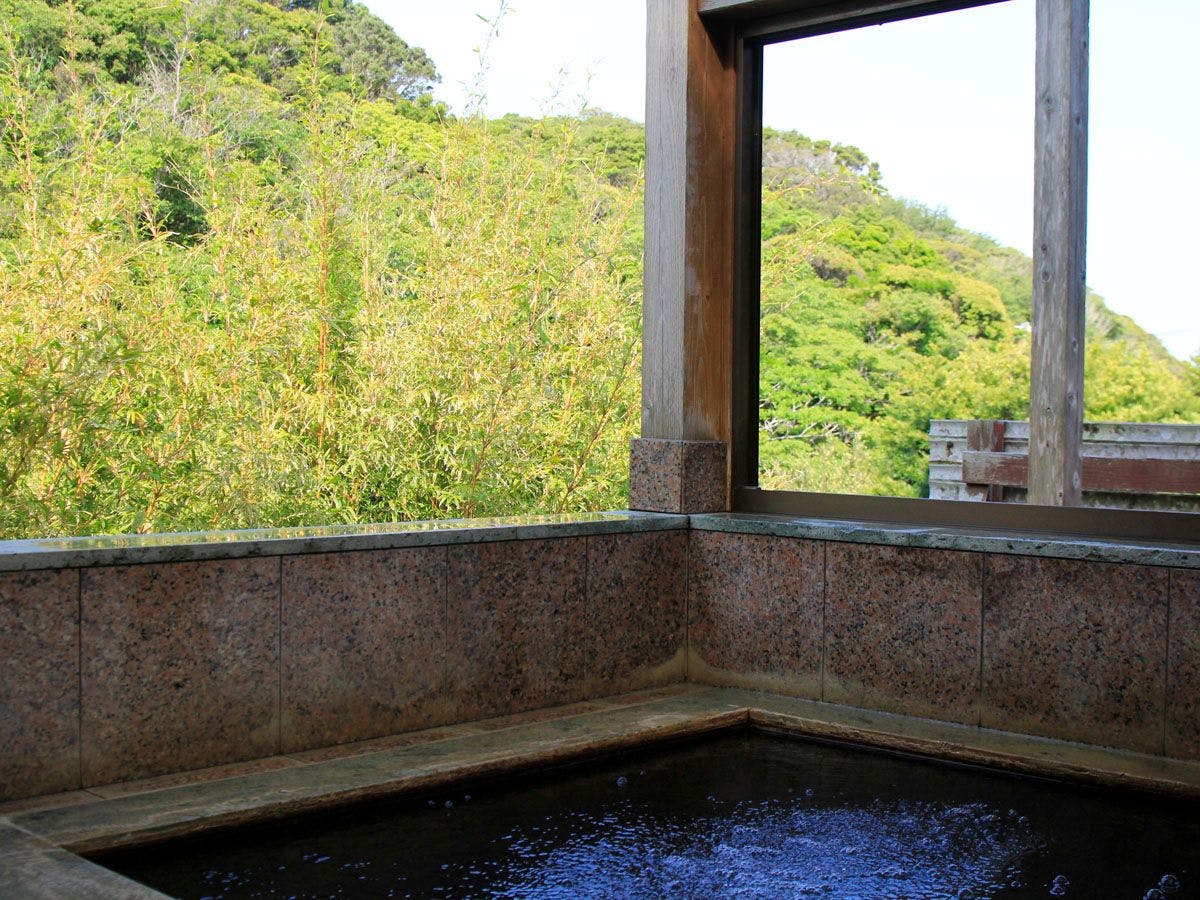 Asian Resort for Relaxation with Your Beloved Dog - Umi Yado Taiyojin