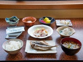 雲見温泉　網元の宿しょうふう亭