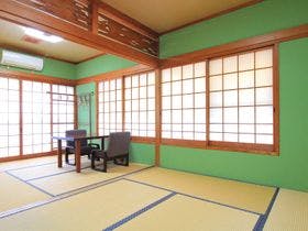 割烹旅館　観月荘