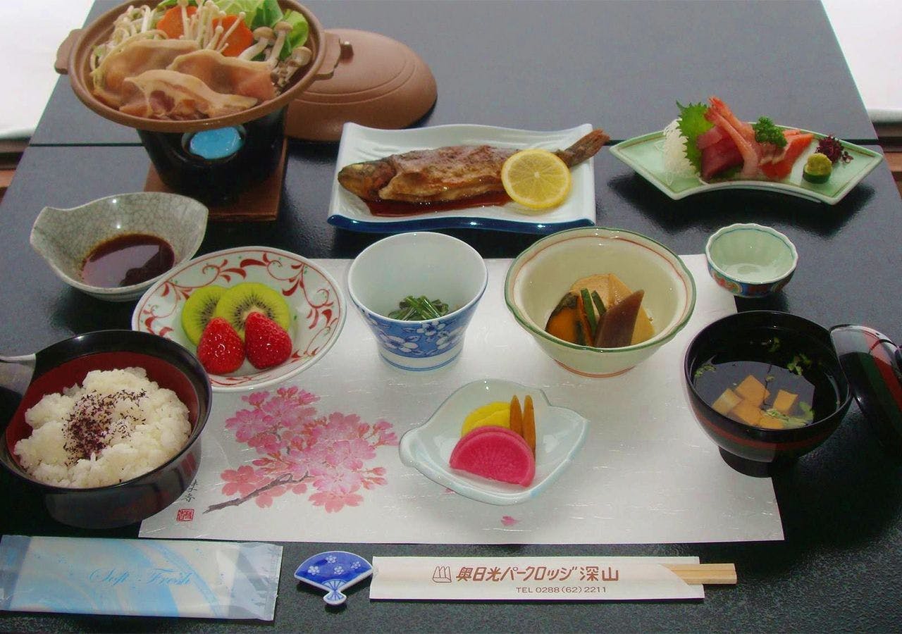 *【ตัวอย่างอาหารเย็น】