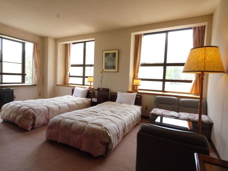 ห้องพักแบบเตียงคู่สไตล์ตะวันตก