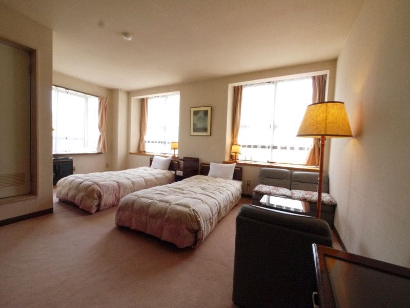 ห้องพักแบบเตียงคู่สไตล์ตะวันตก