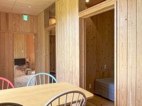 ＳＨＡＲＥ　ＨＯＳＴＥＬ　庭のとまり