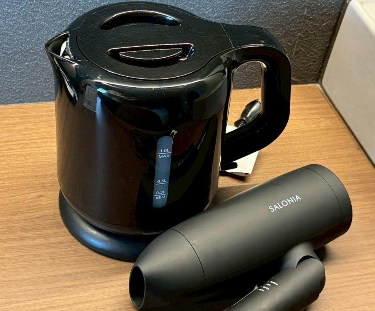 ไดร์เป่าผมส่วนตัว・กาต้มน้ำไฟฟ้า