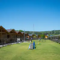 ลานวิ่งเล่นสำหรับสุนัขกลางแจ้ง