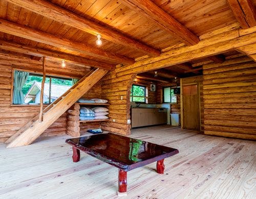 フォレストハウス内観