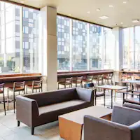 ล็อบบี้ (กลางวัน)