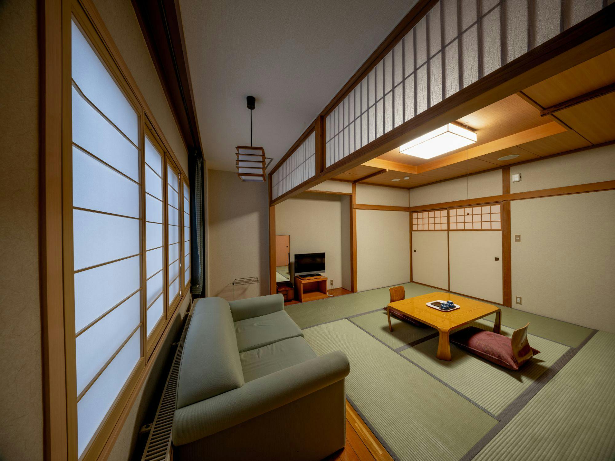 REBUN HOTEL SARYO