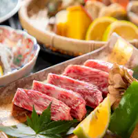 สเต๊กเนื้อวากิวโออิตะส่วนสันนอก