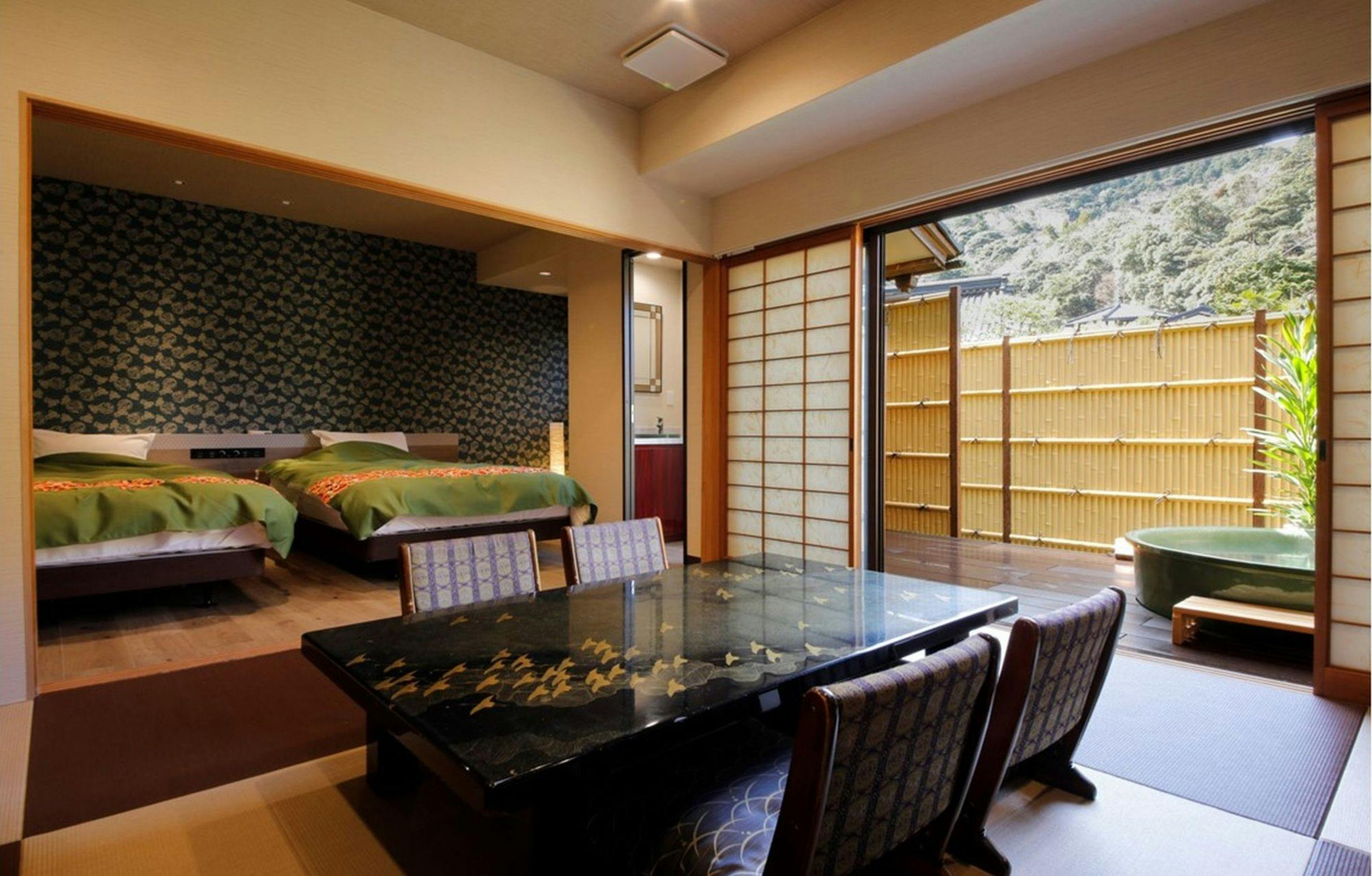 Kinosaki Onsen　 Hanamandara