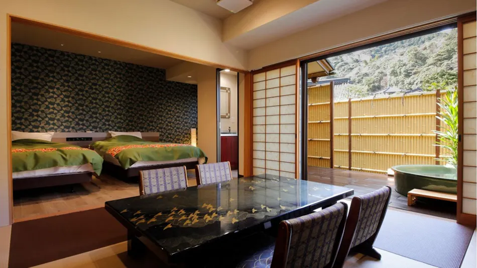 Kinosaki Onsen Hanamandara