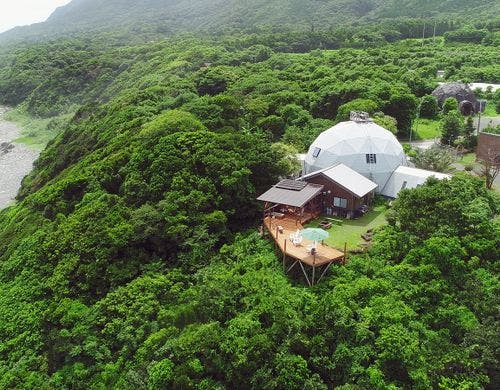 屋久島ならではの地形に一軒宿