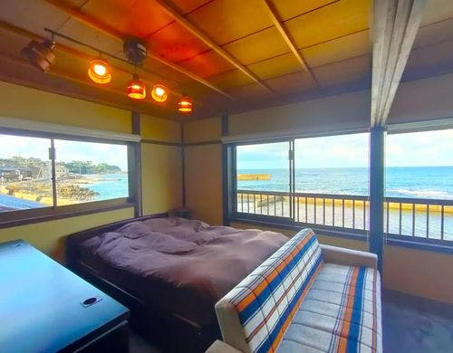 セミダブルベッド