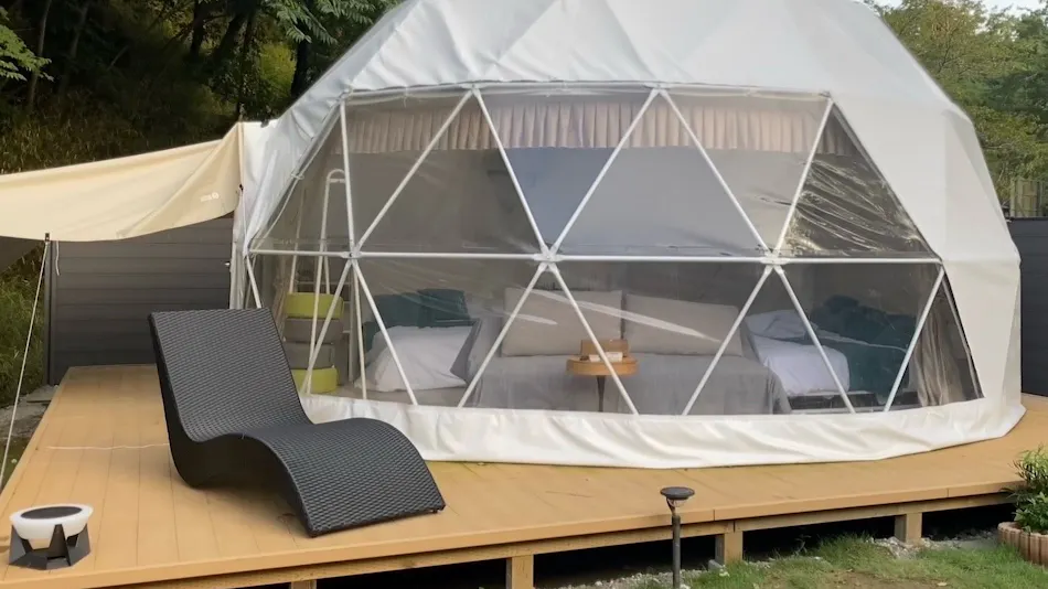 Riverside Lodge