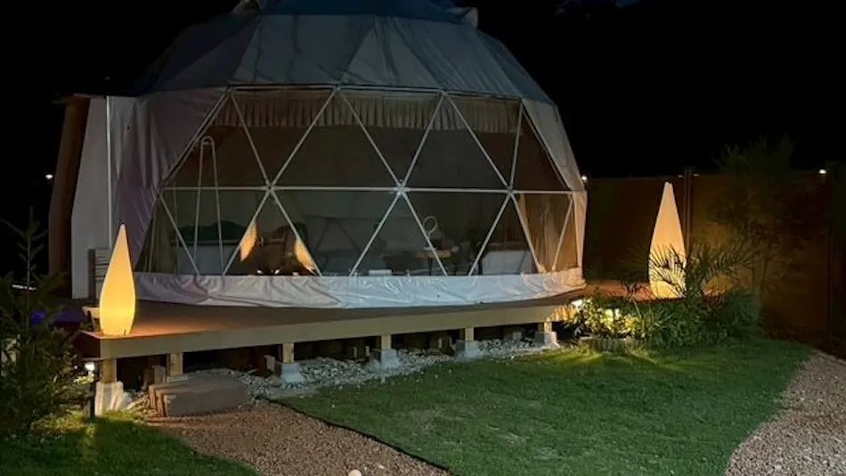 Riverside Lodge