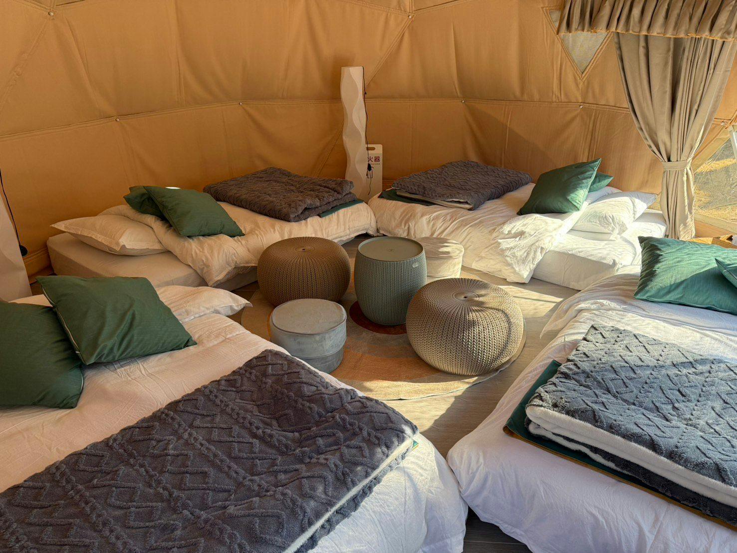 Riverside Lodge